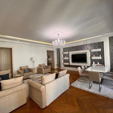 Appartement Champs-Elysees - Hala ปารีส ภายนอก รูปภาพ