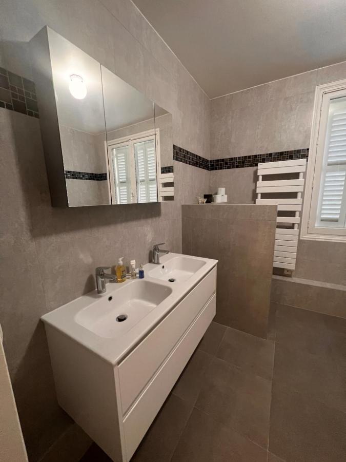 Appartement Champs-Elysees - Hala ปารีส ภายนอก รูปภาพ