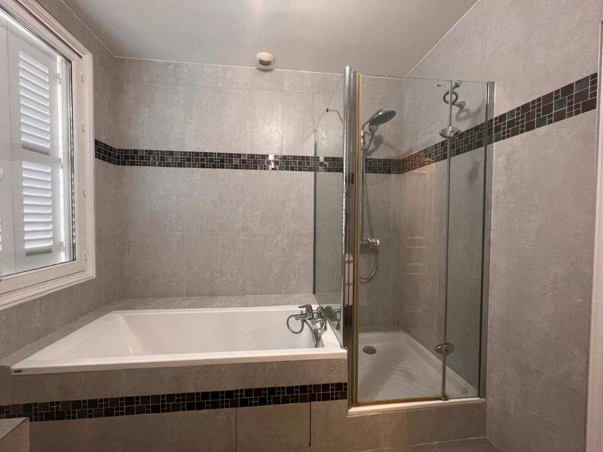Appartement Champs-Elysees - Hala ปารีส ภายนอก รูปภาพ