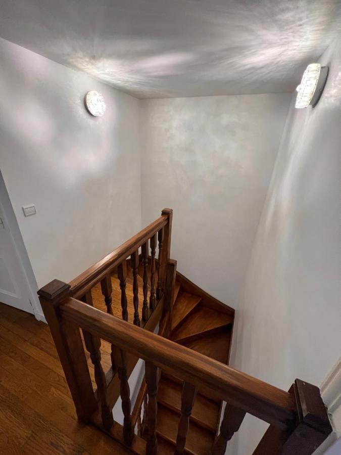 Appartement Champs-Elysees - Hala ปารีส ภายนอก รูปภาพ