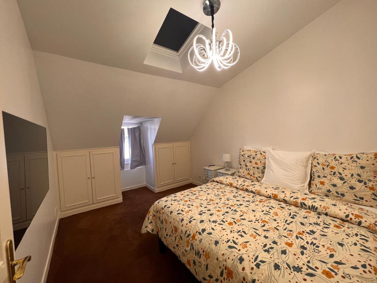 Appartement Champs-Elysees - Hala ปารีส ภายนอก รูปภาพ
