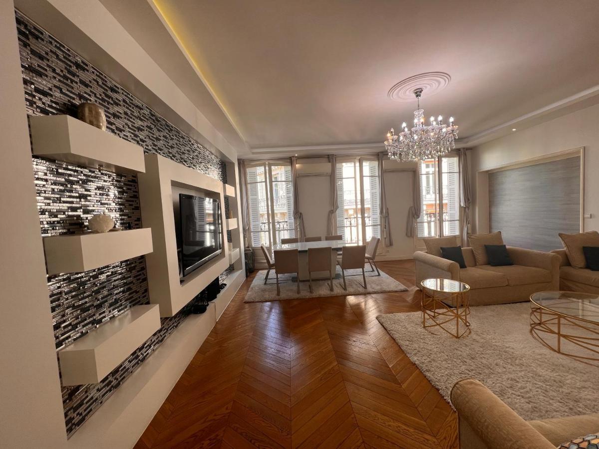 Appartement Champs-Elysees - Hala ปารีส ภายนอก รูปภาพ
