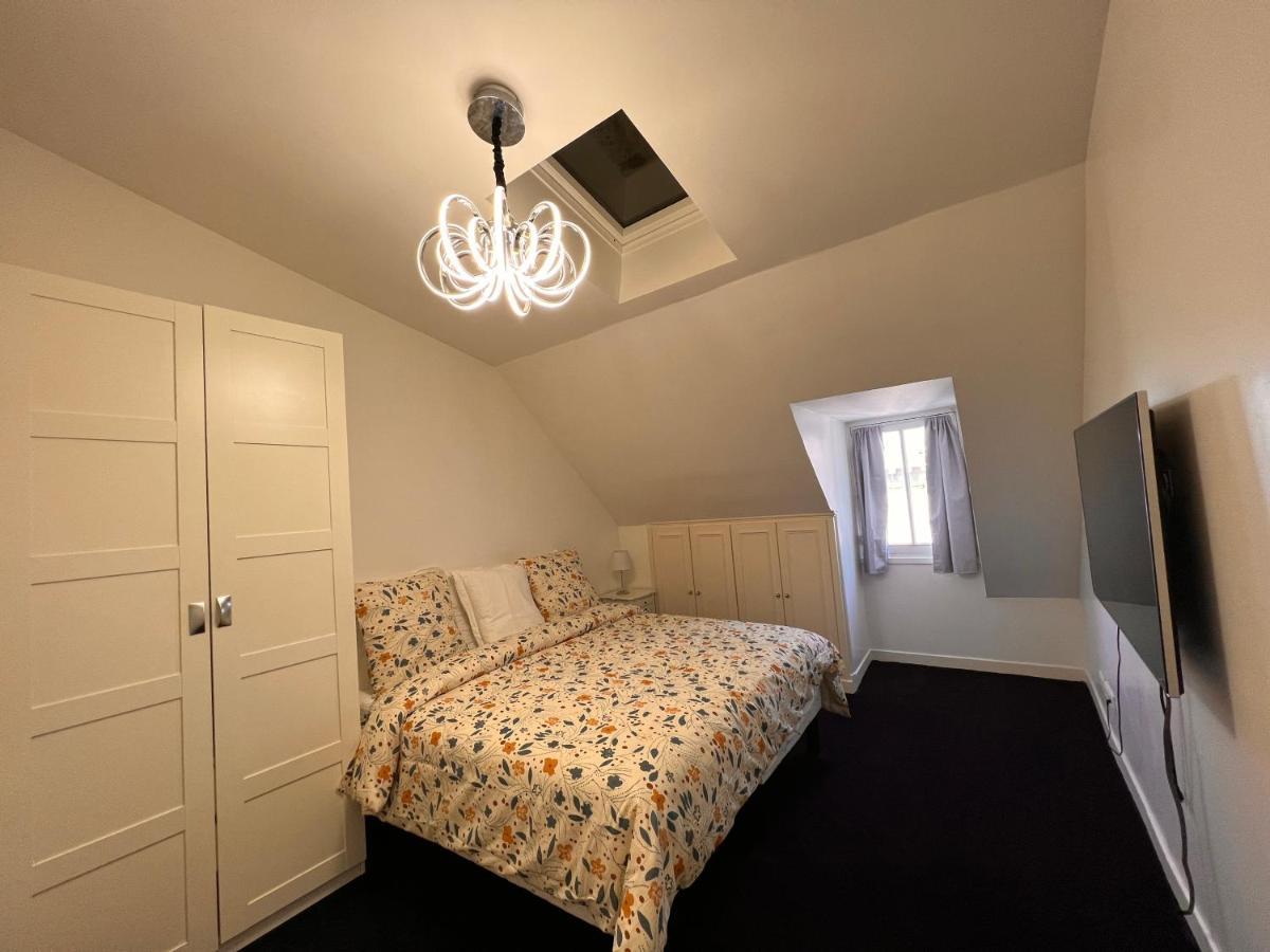 Appartement Champs-Elysees - Hala ปารีส ภายนอก รูปภาพ
